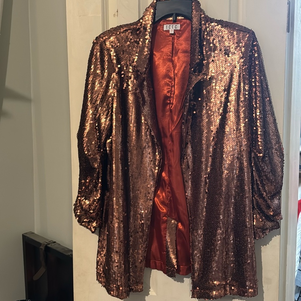 Boutique size large, bronze boyfriend blazer NWT Never worn Orig price $108